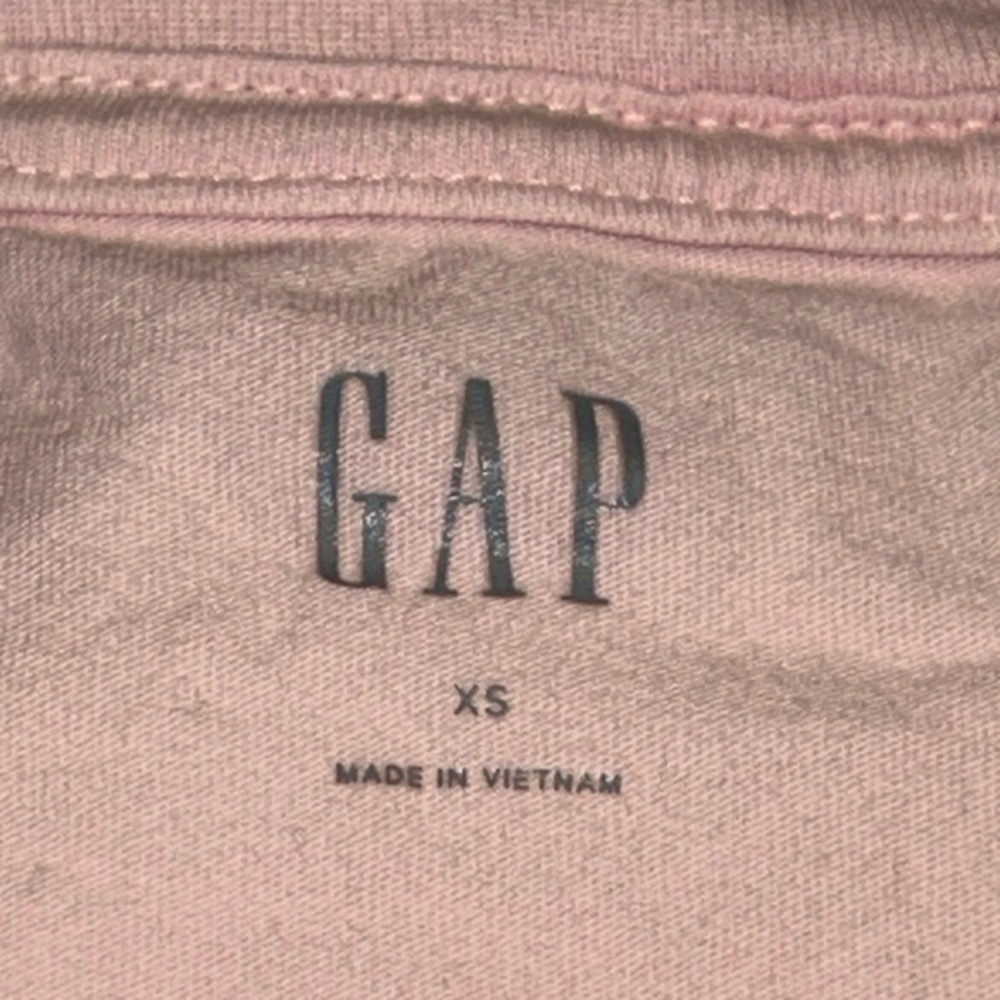 Gap V-Neck Short Sleeve Tees - Picture 10 of 10
